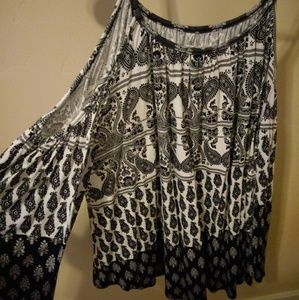 Beutiful flowy soft dress